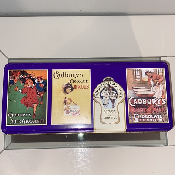 Cadbury's Chocolate Covered Biscuits Tin from 1990's Old World Style - Picture 8 of 12